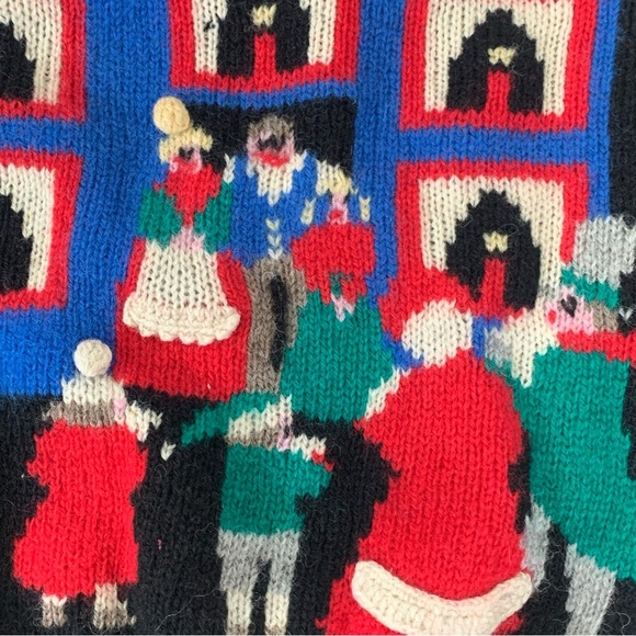 New VTG Robert Scott Ltd. Women’s 100% Wool Sweater Xmas Carolers Size 38 RARE - Picture 3 of 12
